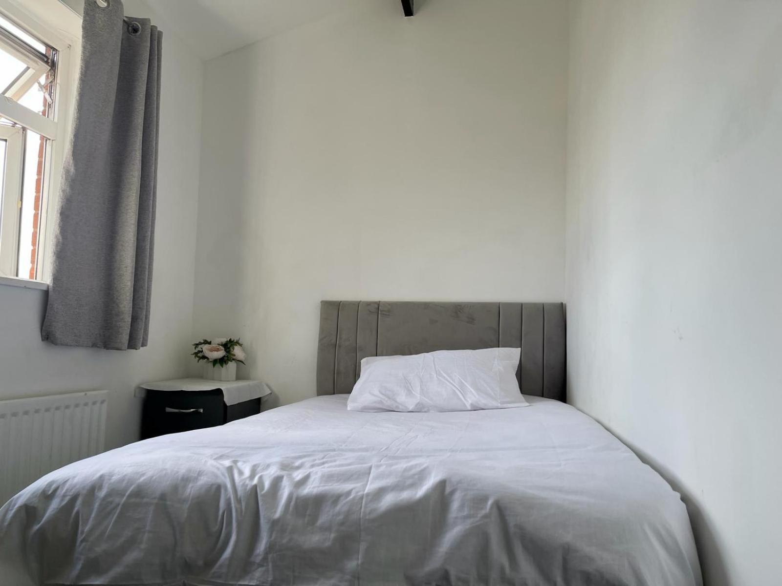 Homestays-Close To Coventry City And University I Free Parking I Wi-Fi Exterior foto
